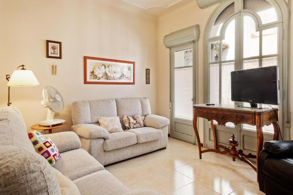Figueres Old Town Apartment Exterior photo
